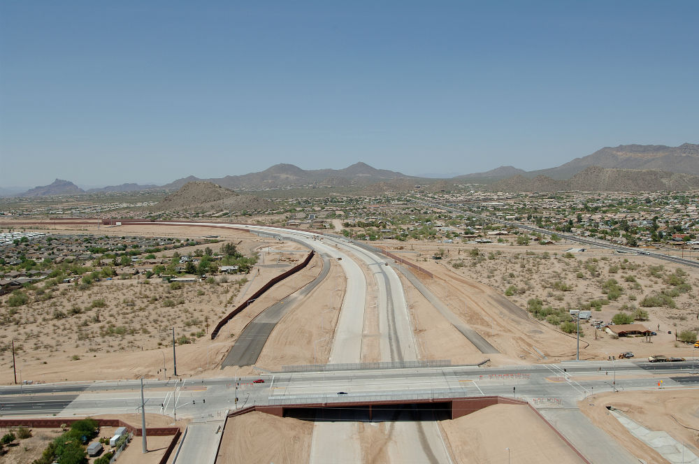 Red Mountain Freeway Road, University Drive to Southern Avenue